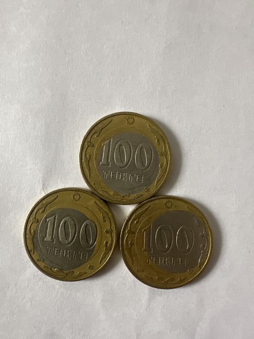 Брак монета 100 тенге