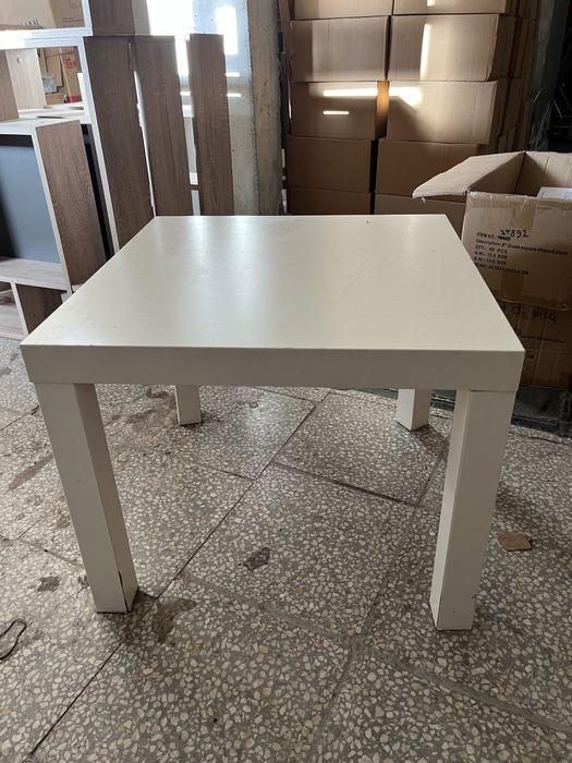 Разпродажба на мебели за дома, офиса или магазина