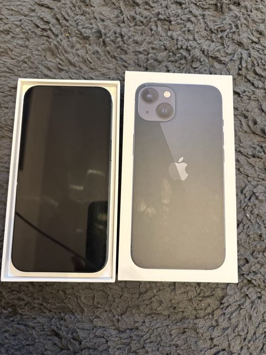 iPhone 13 - 128GB - Liber de retea - Resetat