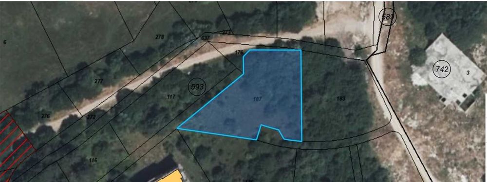 Продава се Парцел в Банско - 1366 кв.м за 81 €/кв.м - Снимка #1