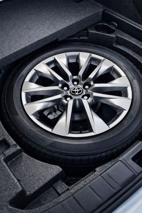 Запасное колесо Toyota RAV4