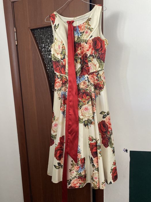 Продаю платье