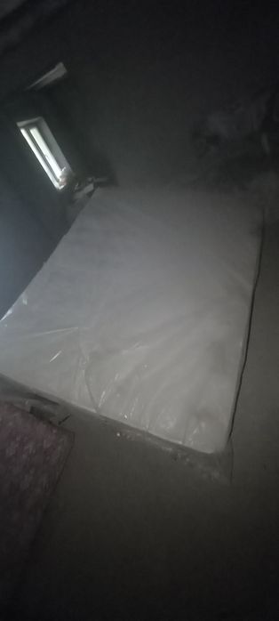 Крафат шкаф матрас нови