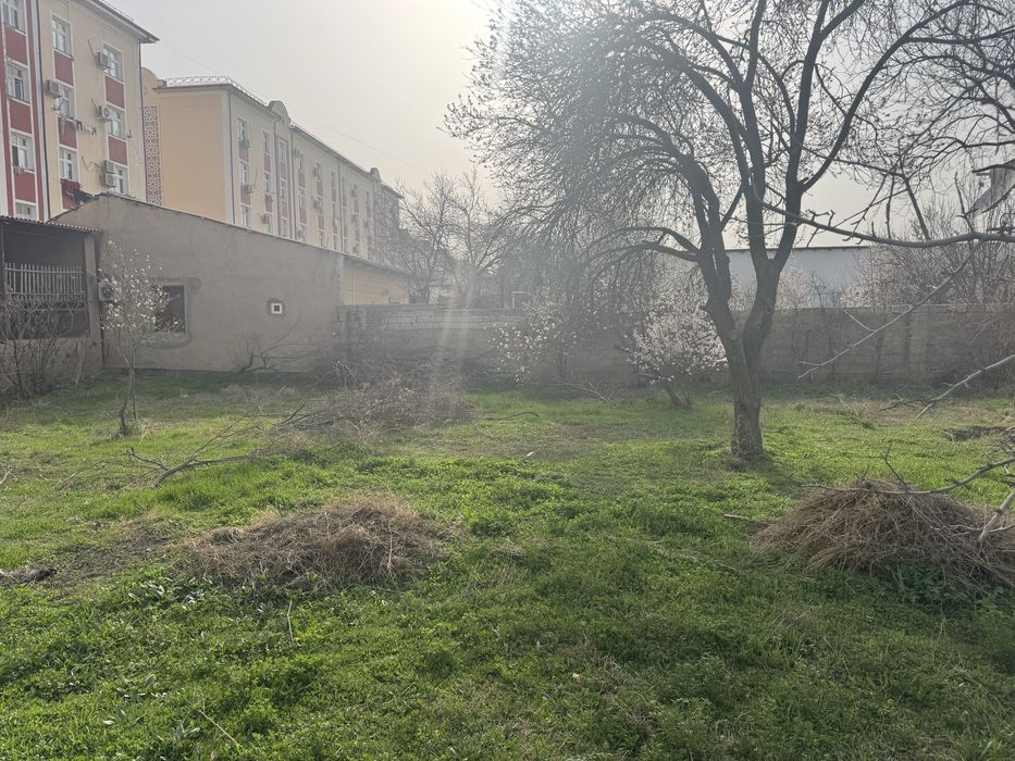 4 sotix yer sotiladi