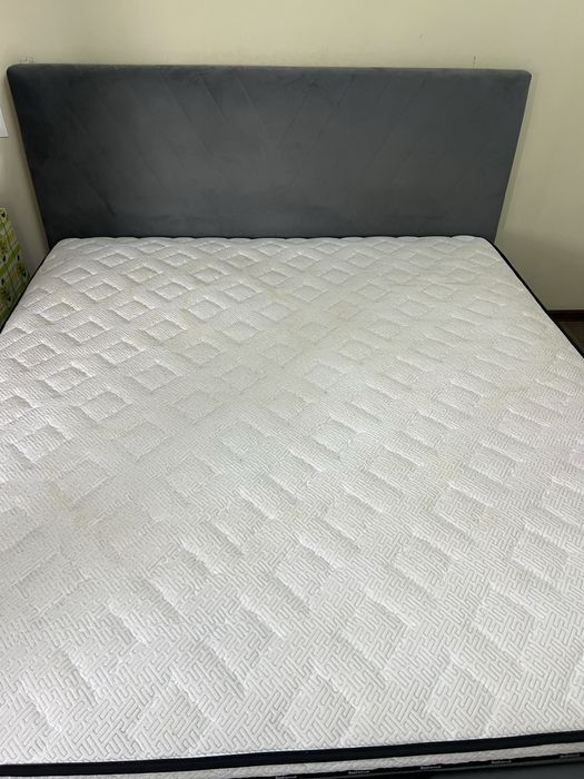 Продам спальный гарнитур