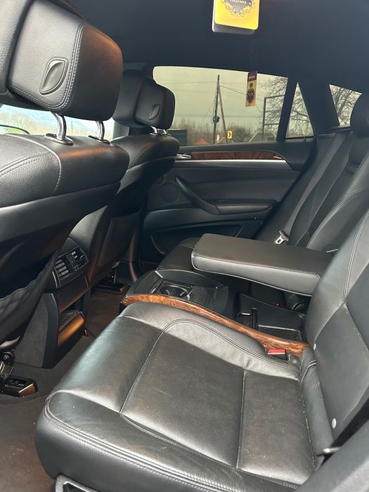 Vând BMWX6 Xdrive 3.0D an 2012