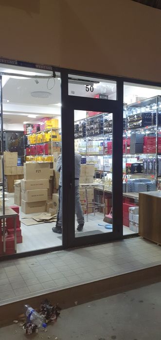 Стеклянные перегородки для социальных, ЖИЛЫХ И коммерческих помещений.