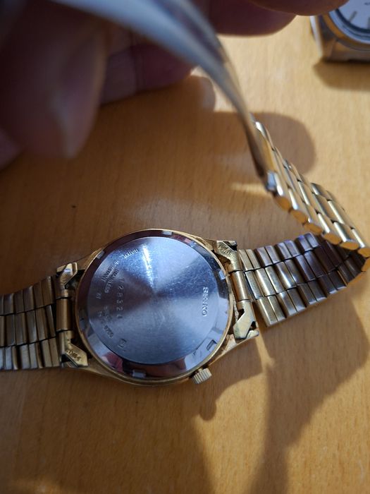 Продавам два броя Сейко5