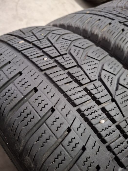 2 Anvelopele de iarnă 205 60 r16 Hankook
