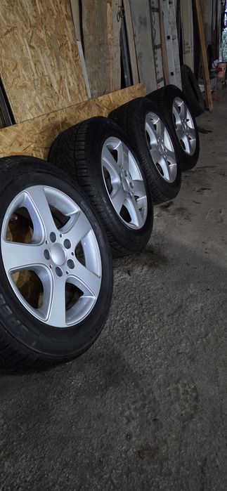 BORBET Джанти със зимни гуми 225/55/16 7,5J ET42 5x112 ЦО 70-56,6