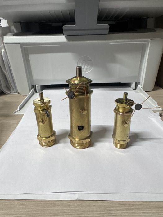 Предохранительный клапан-спускник