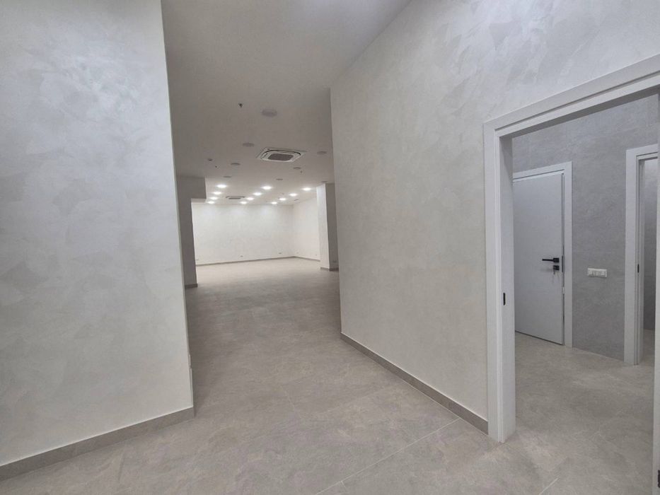 Tashkent City ЖК Gardens Нежилое помещение, 392м2. С ремонтом. 1 Линия