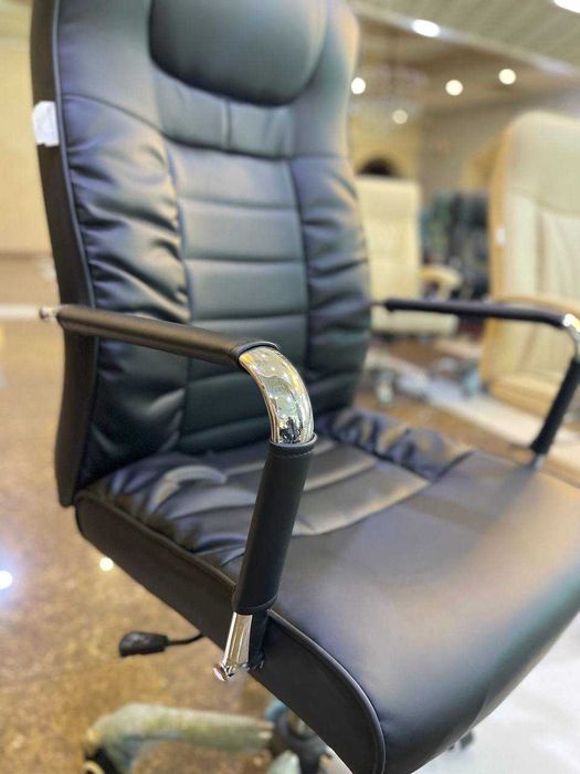 кресло для руководителей С количеством со склада