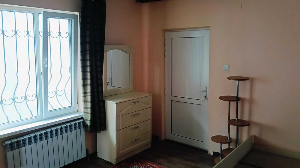 Сдаётся 2-ком времянка в мкрн Коянкус