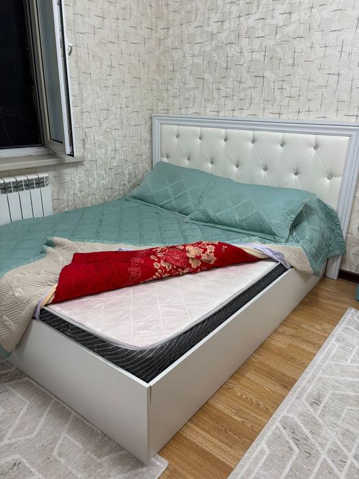 Кровать продам 150тысяч