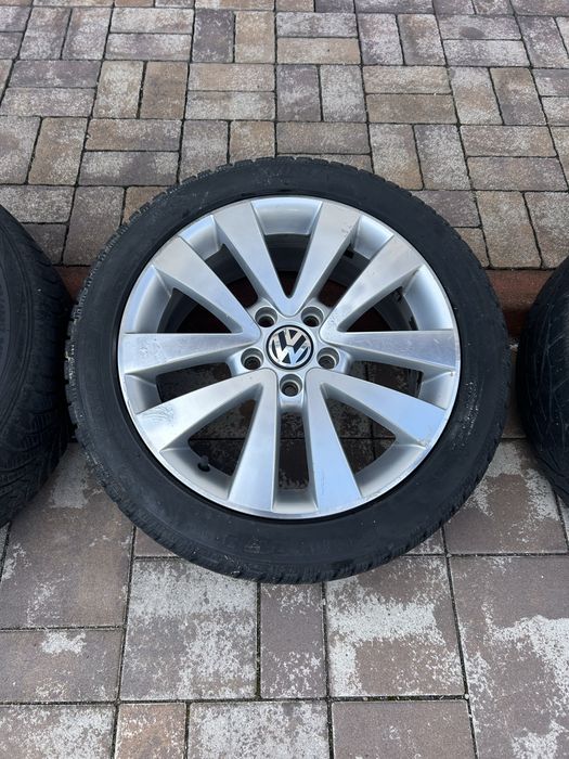 Jante R17 Volkswagen Passat, Golf, Touran, Caddy cu cauciucuri de iarna