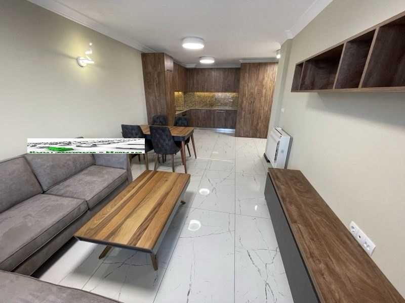 Дава се под наем Двустаен апартамент в Пловдив, Младежки Хълм - 65 кв.м за 475 € - Снимка #2