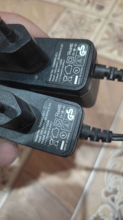 Блок питания для вай фай роутера.