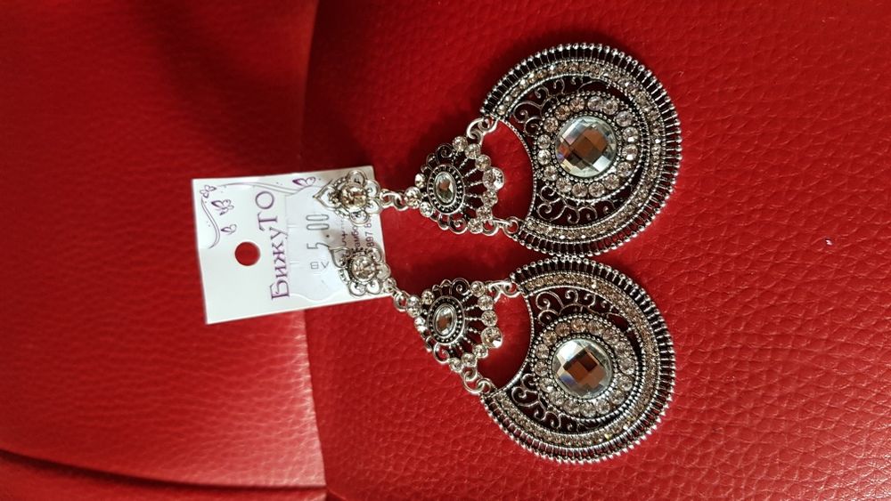 Обеци за всякакви поводи