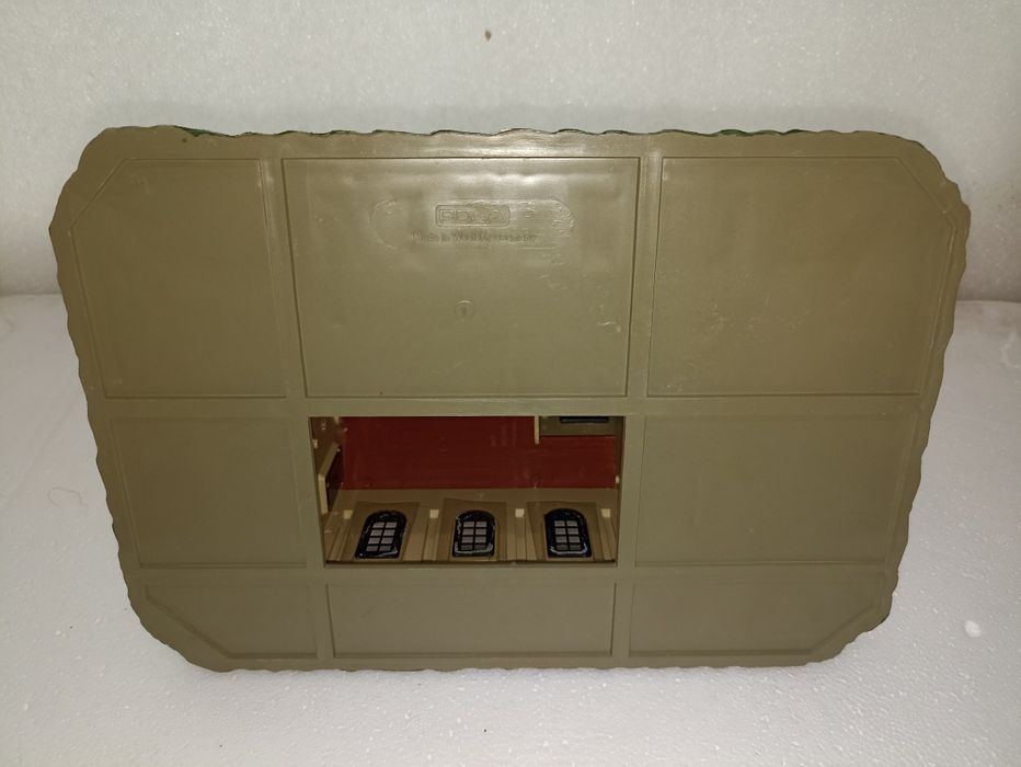 Biserica cu curte interioara scara H0