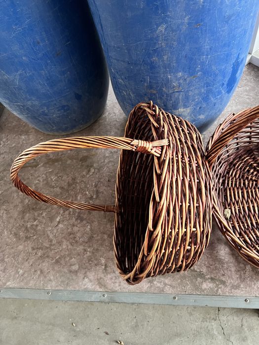 Корзина плетенная