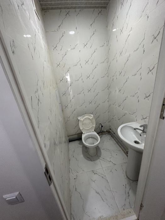 Srochno Yashnabod Tumani Olmos Maxallasda 3 xonali kvartira sotiladi