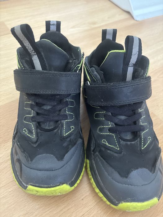 Кроссовки, ботинки   3000 тнг размер 30