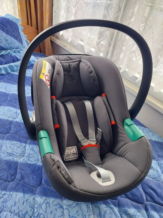 Бебешки кош за автомобил