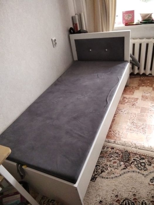 Кровать подростковая