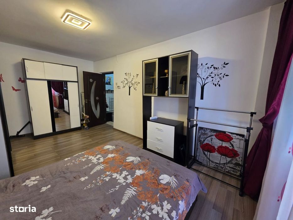 3 camere, decomandat, zonă centrală, mobilat și utilat