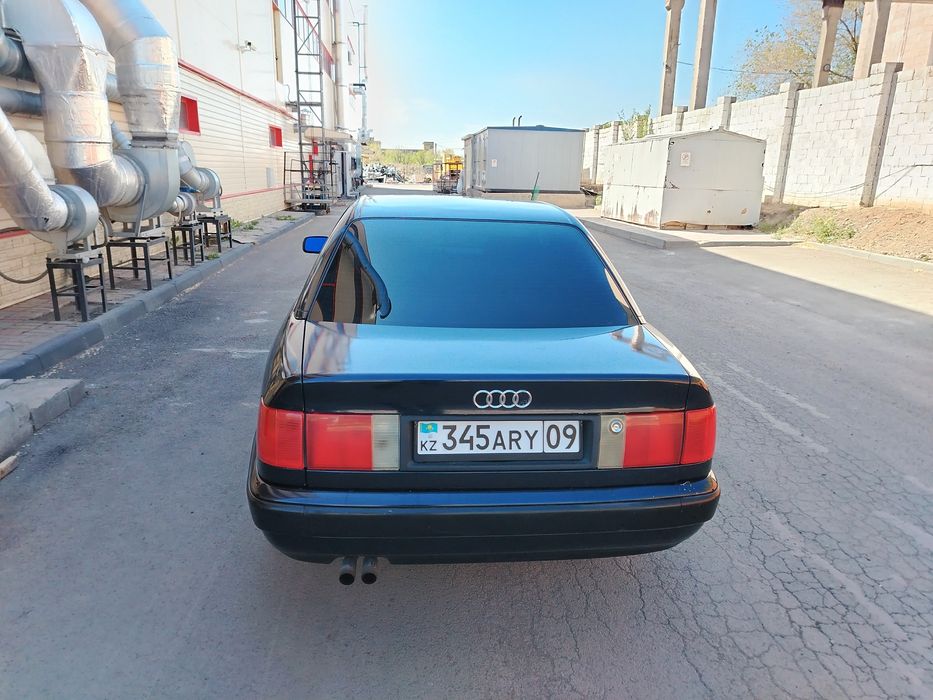 Продам Ауди 100с4