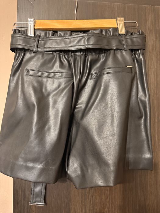 Къси панталони Morgan- М размер