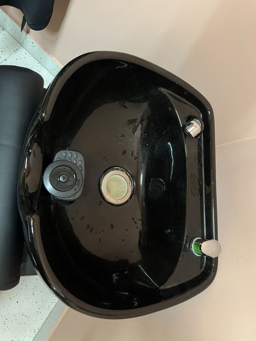 Продам мойку в парикмахерскую