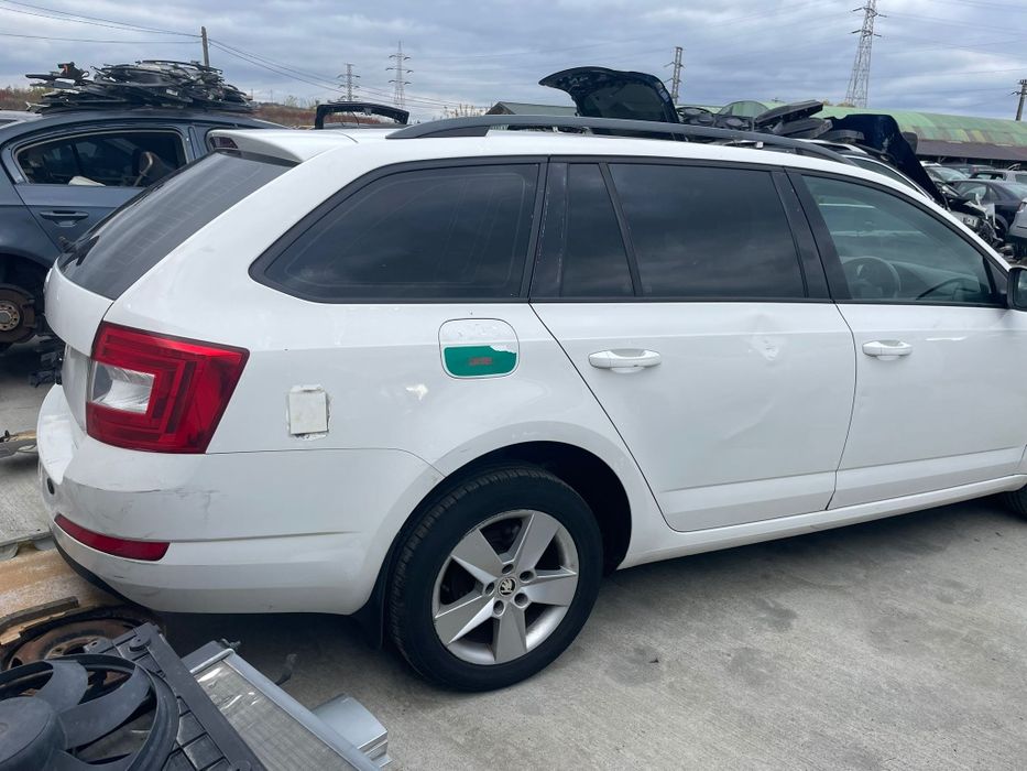 Dezmembram Skoda Octavia 3 2014 2.0tdi CKF Manual