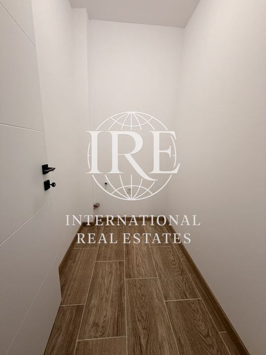 Продава се Двустаен апартамент в Варна, Възраждане 3 - 72 кв.м за 1027 €/кв.м - Снимка #2