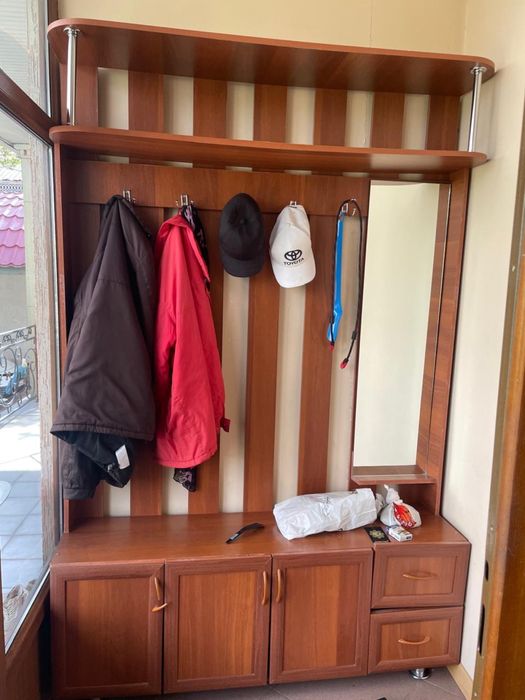 Прдается шкафы для прихожей