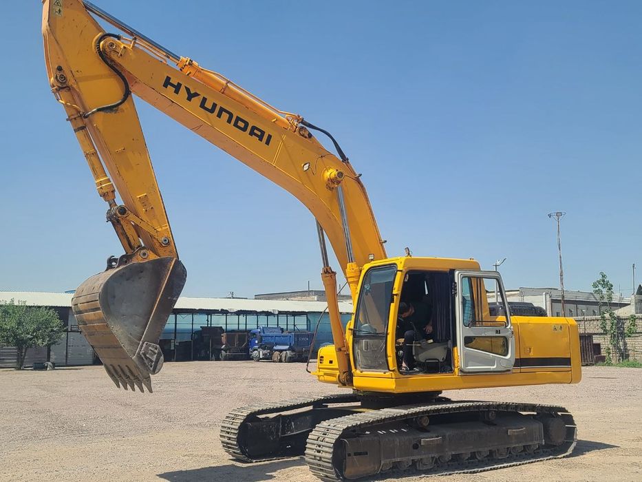 Эксковатор хундай 250 сотилади холати идеал камчилиги йук йили 2007