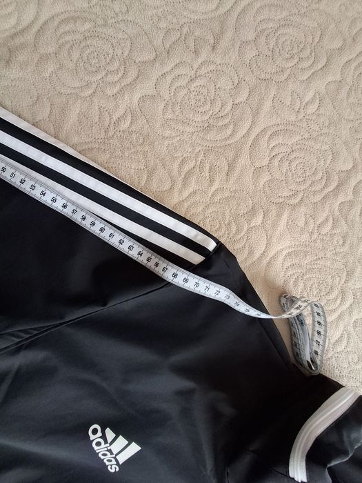 Ветровка  adidas