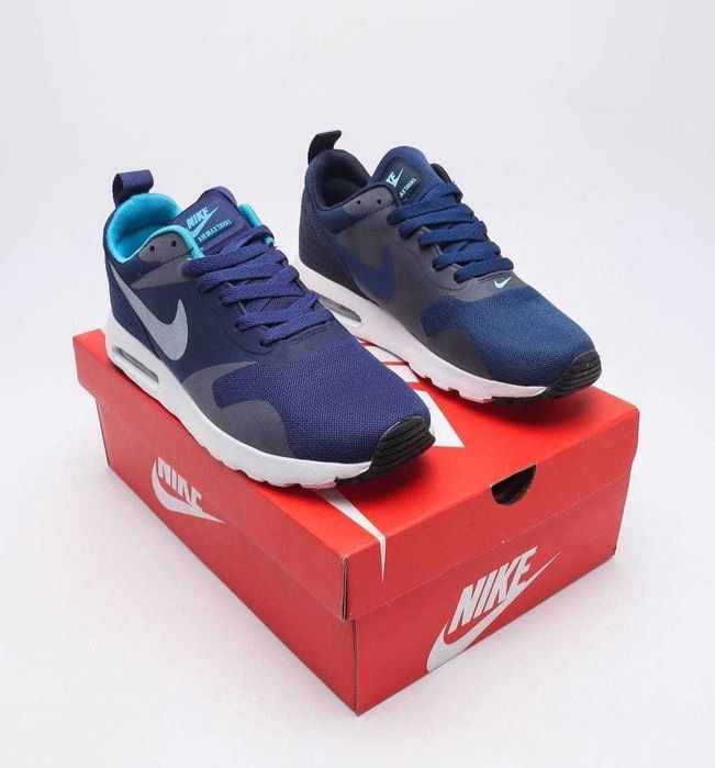 Кроссовки  спортивные Nike