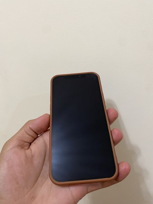 Iphone 12 pro sotiladi sroshni