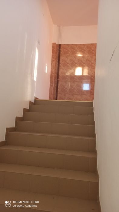 Casa plus spațiu comercial plus teren