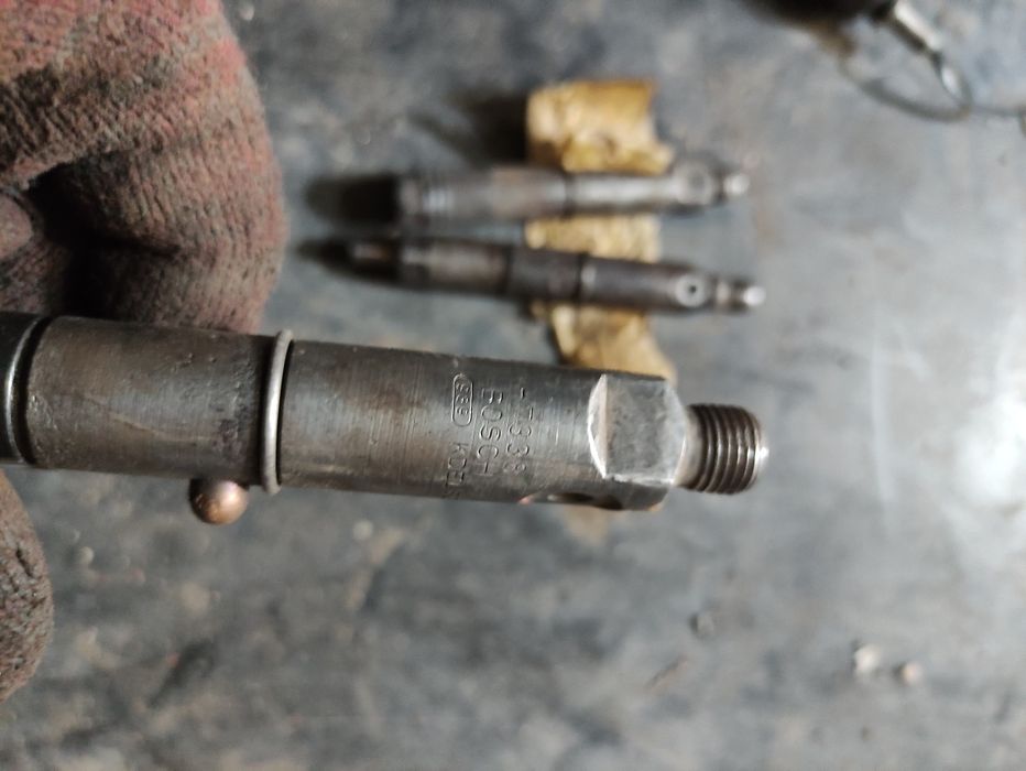 Форсунка Ман F2000 командор