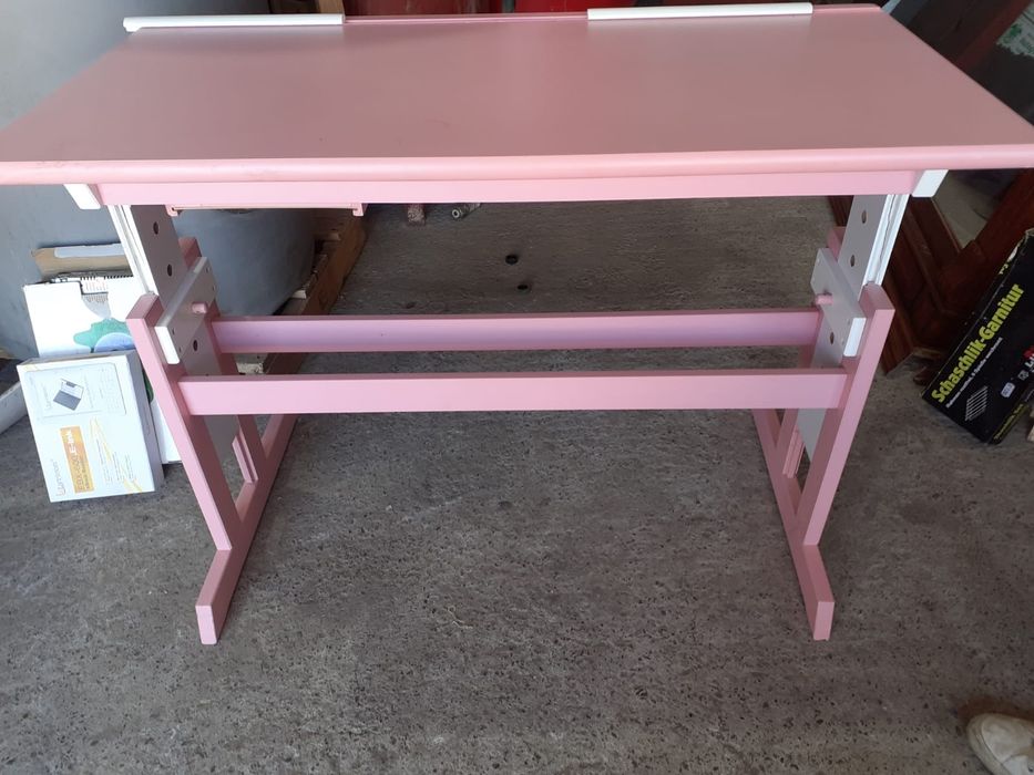 Masa birou, roz, lemn reglabila