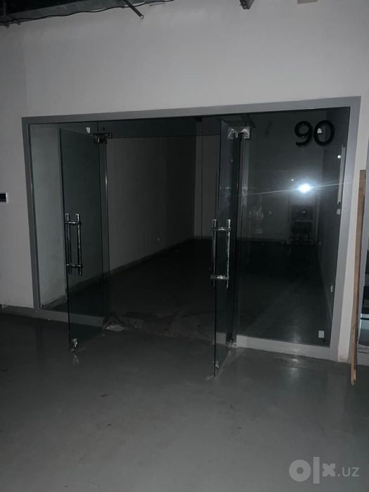 Buxoro savdo majmuasining yerto’la qismida 30 mkv do’kon sotiladi