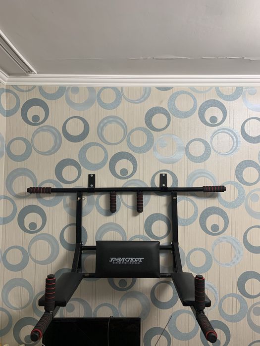 Турник 3в1 , черный