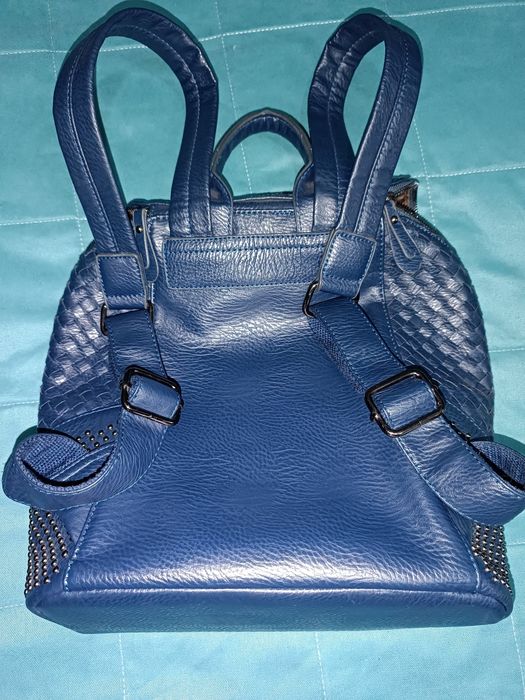 Продам отличный рюкзак