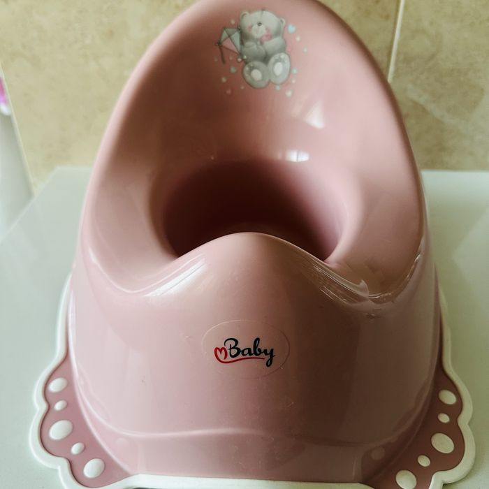 Бебешко гърне за момиченце