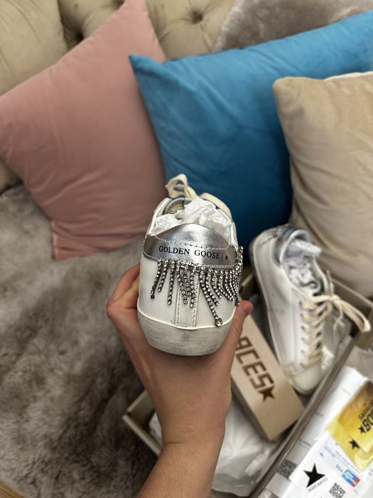 Adidasi Golden Goose din piele . Model nou .