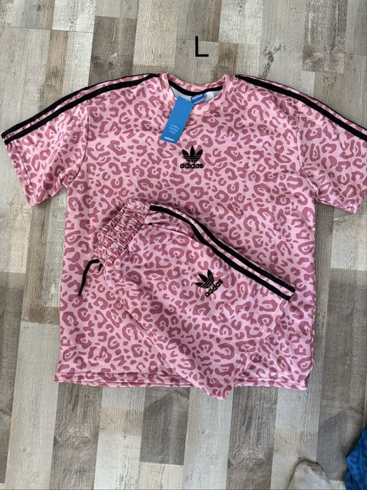 Orice compleu 100 de lei