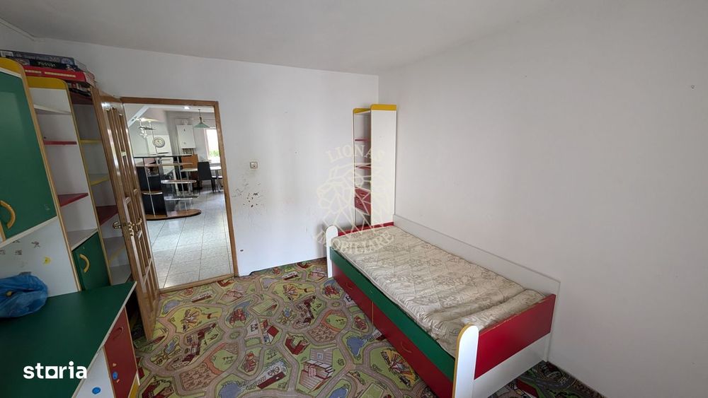 Apartament 4 camere 100 mp-balcon-parcare-beci-Central